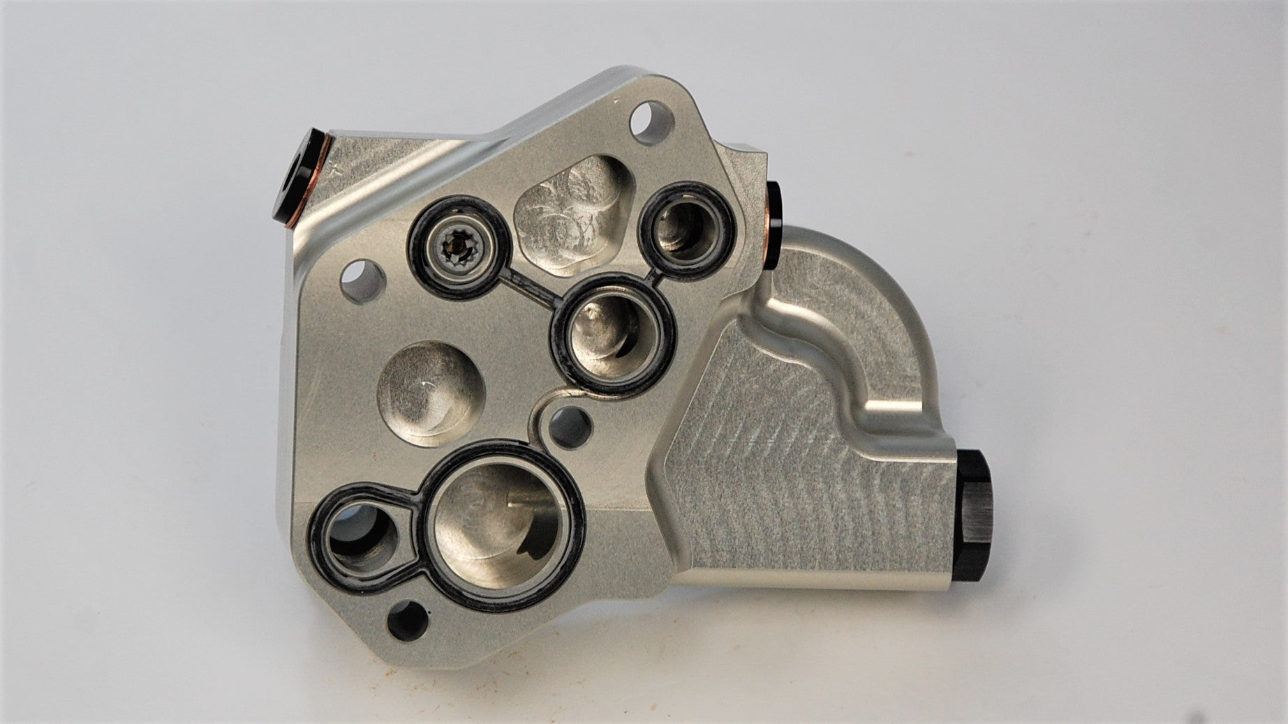 07K - 2.5 Longitudinal Oil Filter Housing (Engine Swap Housing) product image - SKU 462-635-0020